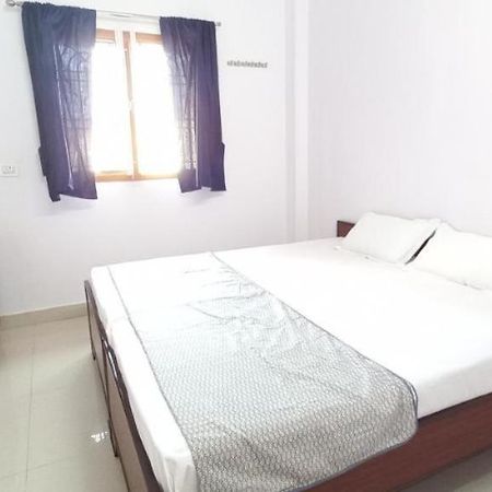 Grg Guest House Near Rani Ghat Varanasi Exteriör bild